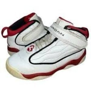 Jordan Toddler Size 10C Pro Strong Sneakers White Black Red Sporty Basketball